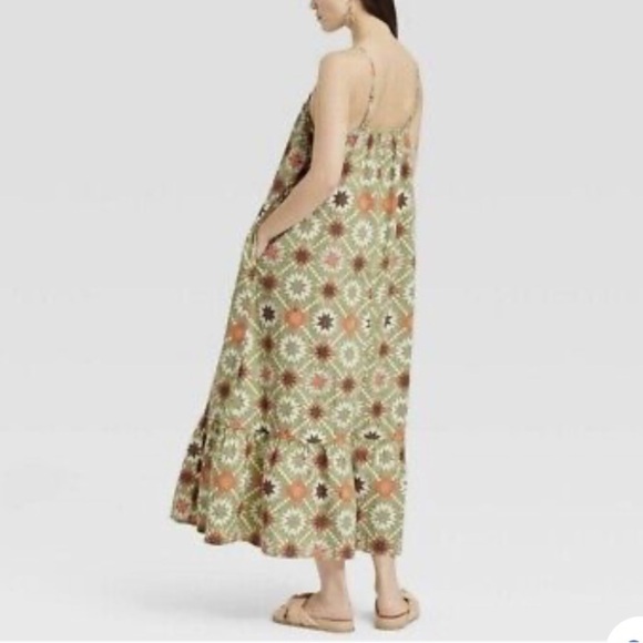 Universal Thread Women's Plus Size Quilted Sleeveless Tiered Dress- Green - Picture 2 of 15